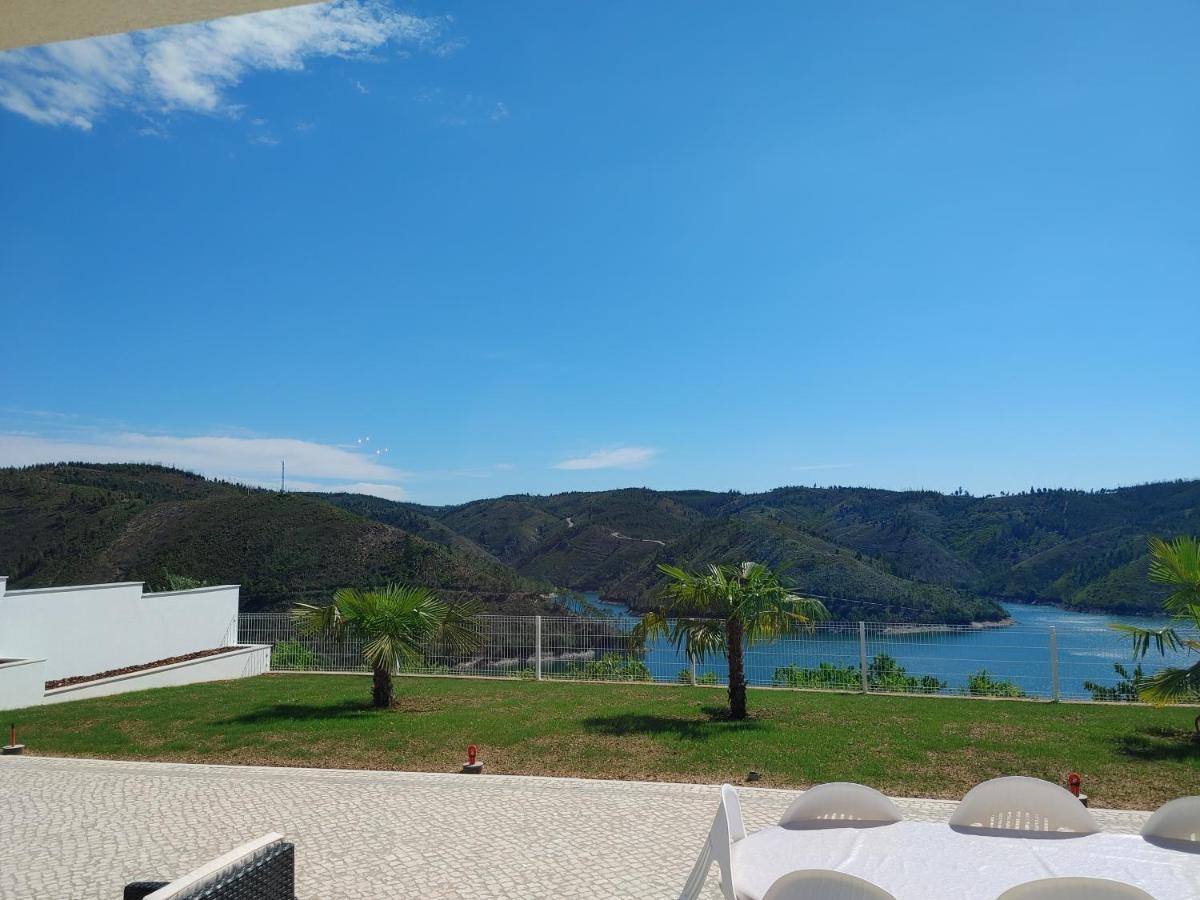 Lago Azul Villas Ferreira do Zezere Ngoại thất bức ảnh