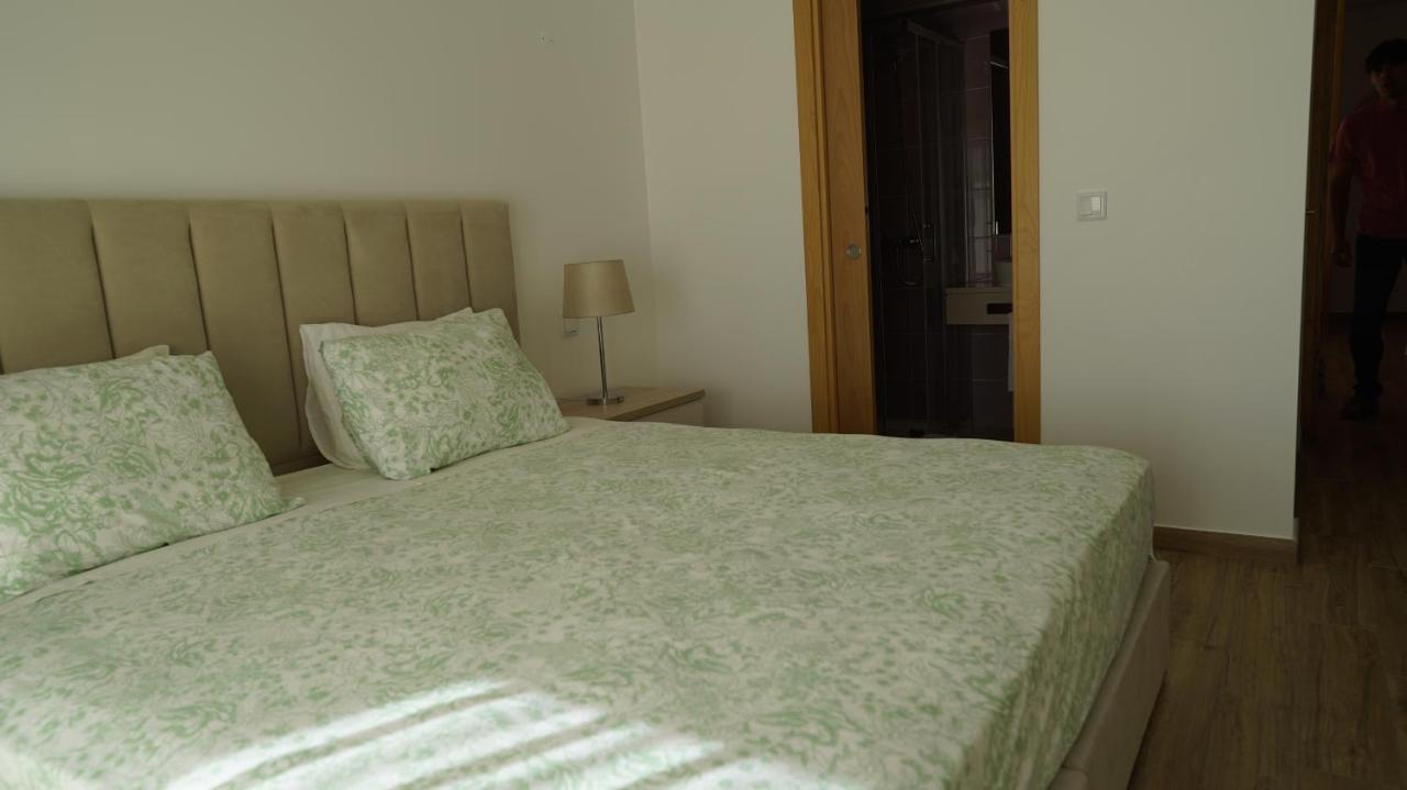 Lago Azul Villas Ferreira do Zezere Ngoại thất bức ảnh