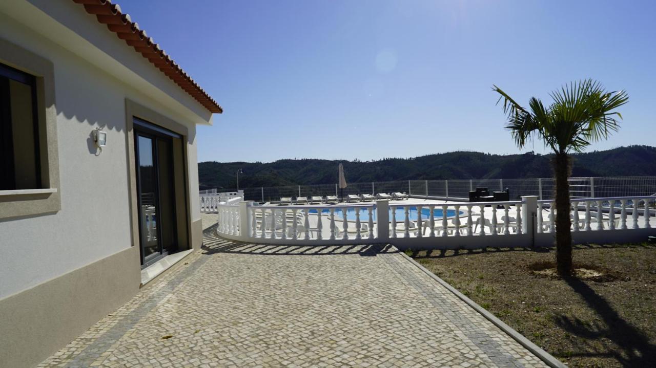 Lago Azul Villas Ferreira do Zezere Ngoại thất bức ảnh