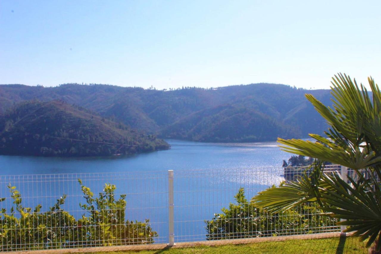 Lago Azul Villas Ferreira do Zezere Ngoại thất bức ảnh