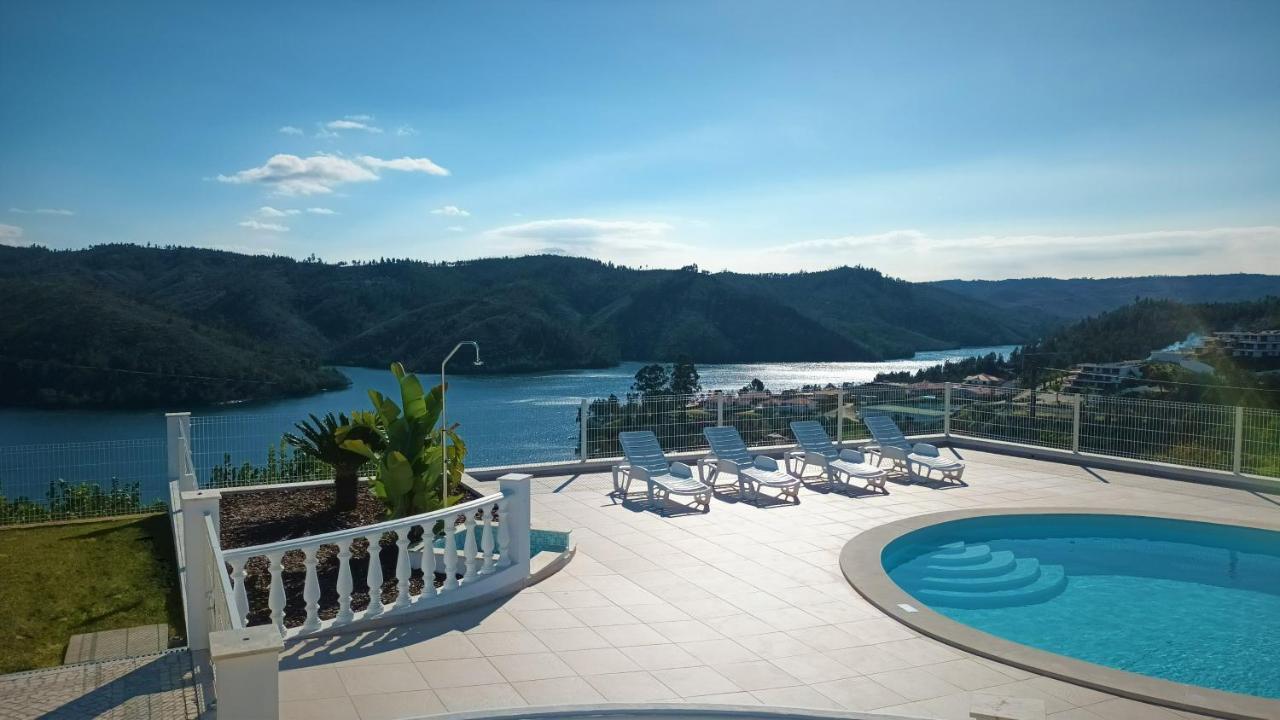 Lago Azul Villas Ferreira do Zezere Ngoại thất bức ảnh